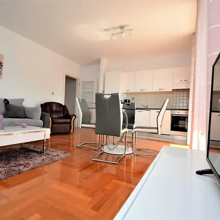 Apartment Sladana Zadar